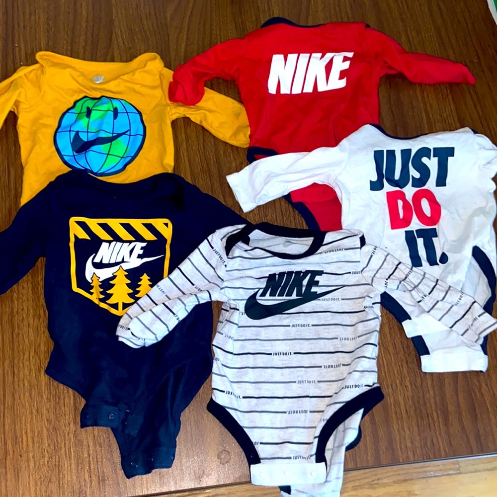 #NIKE #3MONTH #ONSIES #SET